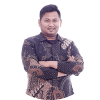 Maulana Syahiduzzman,MM